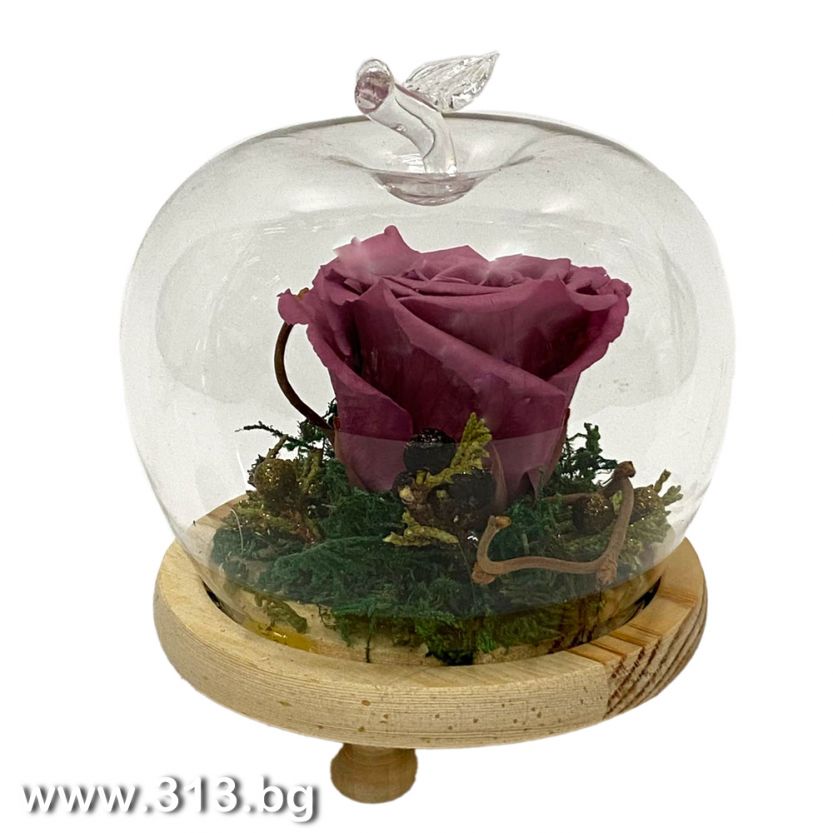 Доставка на Вечна роза Purple в стъкленица